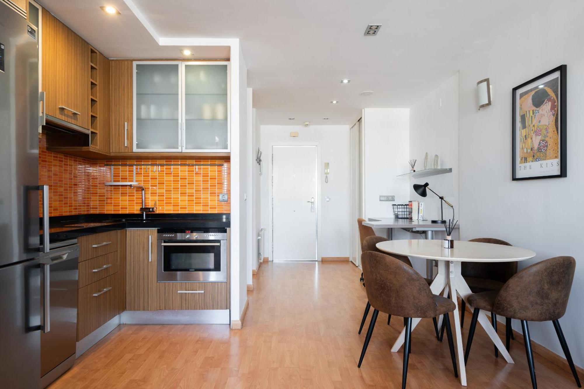 Apartamento En Plaza De Espana Alquiler Temporal Madrid Luaran gambar