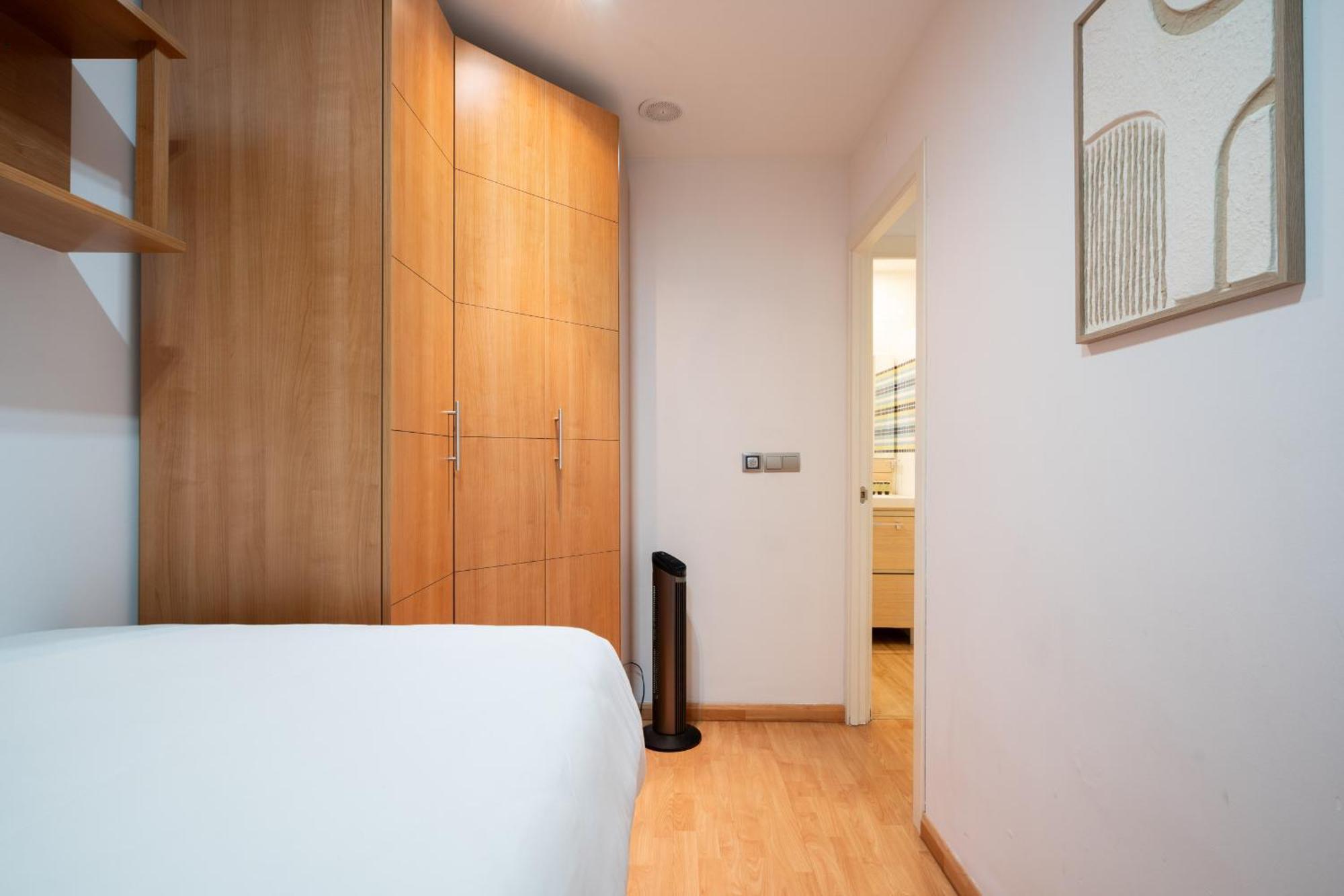 Apartamento En Plaza De Espana Alquiler Temporal Madrid Luaran gambar